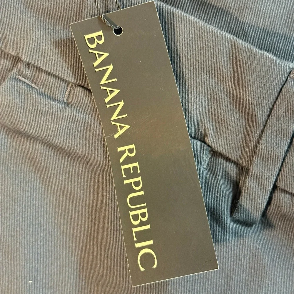 Banana Republic Aiden Slim Fit Chino Pants Mens 36x32 Charcoal Gray Flat Front